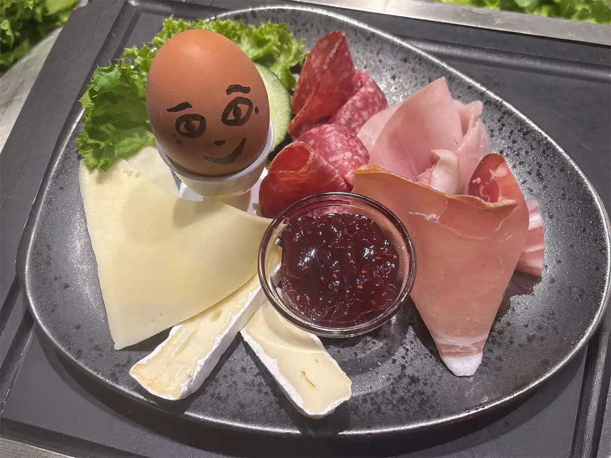 Frühstücksteller in der Genusszeit in Treis-Karden